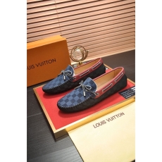 Louis Vuitton Low Shoes